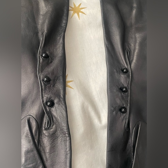 Vintage Opera Length Black Leather Gloves - Picture 7 of 8